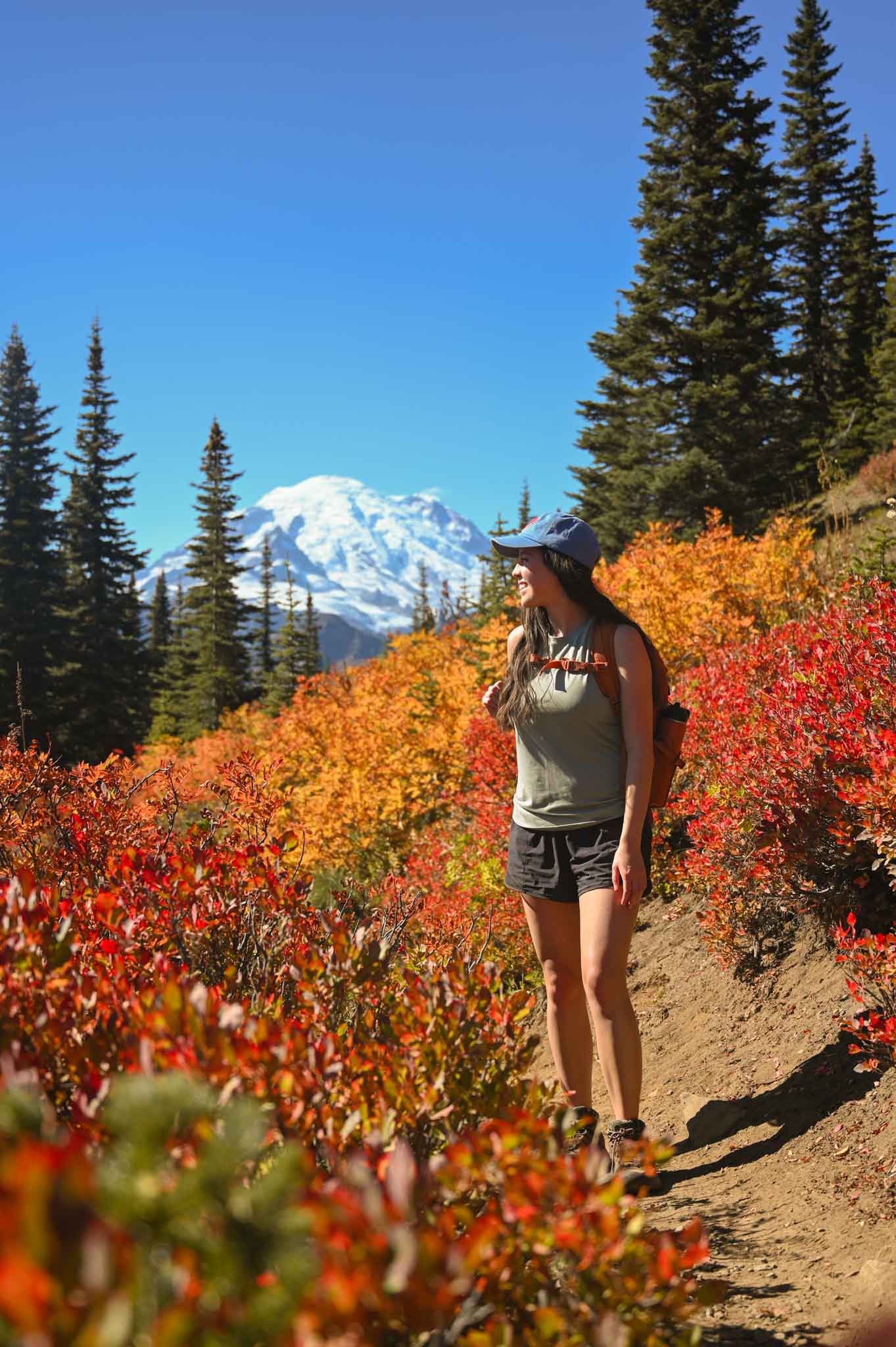 Best hikes in Mount Rainier National Park, Naches Peak Loop Trail in the fall